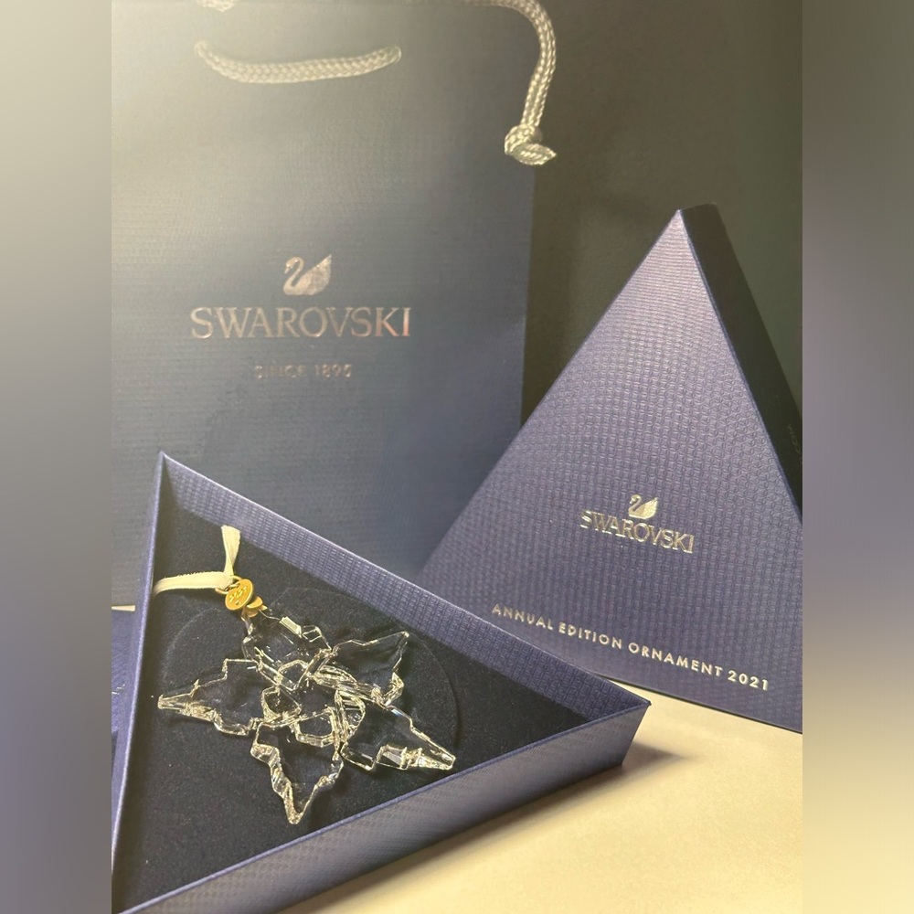 SWAROVSKI LIMITED EDITION 2021 CRYSTAL ORNAMENT NEW - Picture 4 of 6